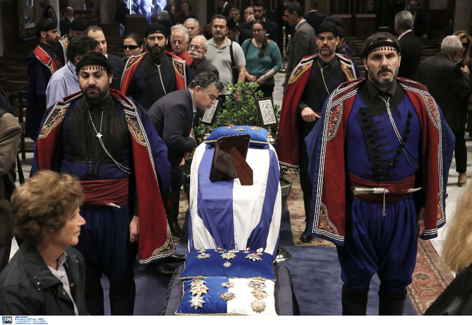 Τα παράσημα του Κωνσταντίνου Μητσοτάκη -Αναγνώριση στο έργο και στην προσφορά του [εικόνες] | iefimerida.gr 2