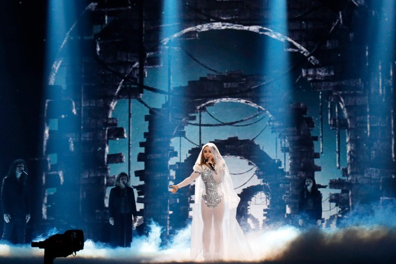 Οι κιτς εμφανίσεις της Eurovision -H σκελετωμένη Βarbie, ο τραγουδιστής με τη φούστα και άλλοι για Οσκαρ κακογουστιάς [εικόνες] | iefimerida.gr 2