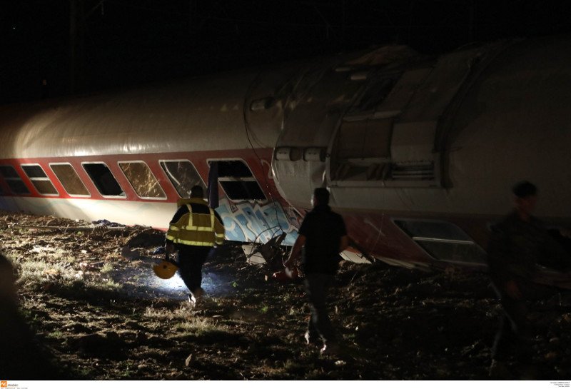 Εκτροχιασμός τρένου Intercity έξω από τη Θεσσαλονίκη -3 νεκροί, 7 τραυματίες [εικόνες] | iefimerida.gr 4