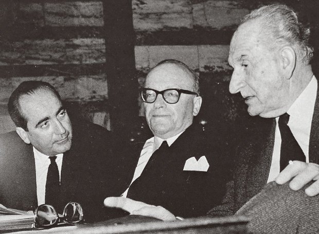 Κωνσταντίνος Μητσοτάκης και Ανδρέας: Οι αιώνιοι αντίπαλοι -Μια άλλη ματιά στην εποχή του μνημονίου [εικόνες] | iefimerida.gr 0