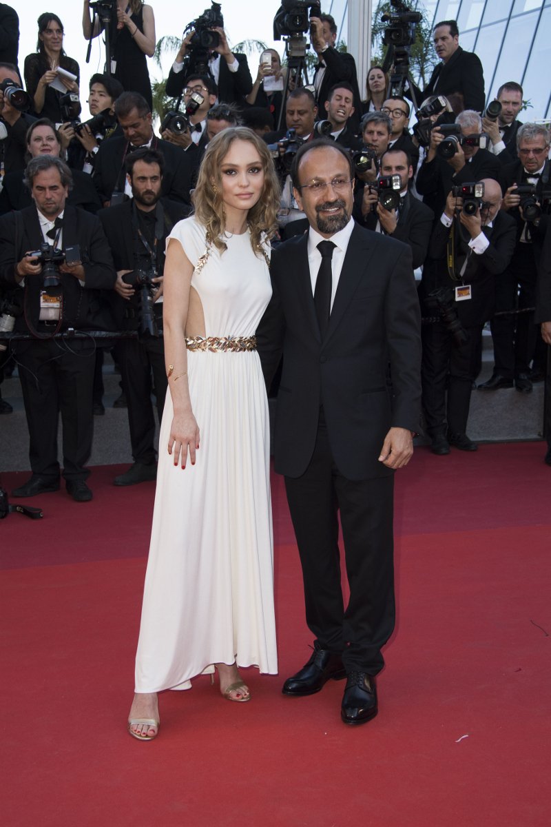 Κάννες 2017: Η εκθαμβωτική Μόνικα Μπελούτσι, η σούπερ σέξι Μπέλα Χαντίντ και οι άλλες εντυπωσιακές σταρ [εικόνες] | iefimerida.gr 3