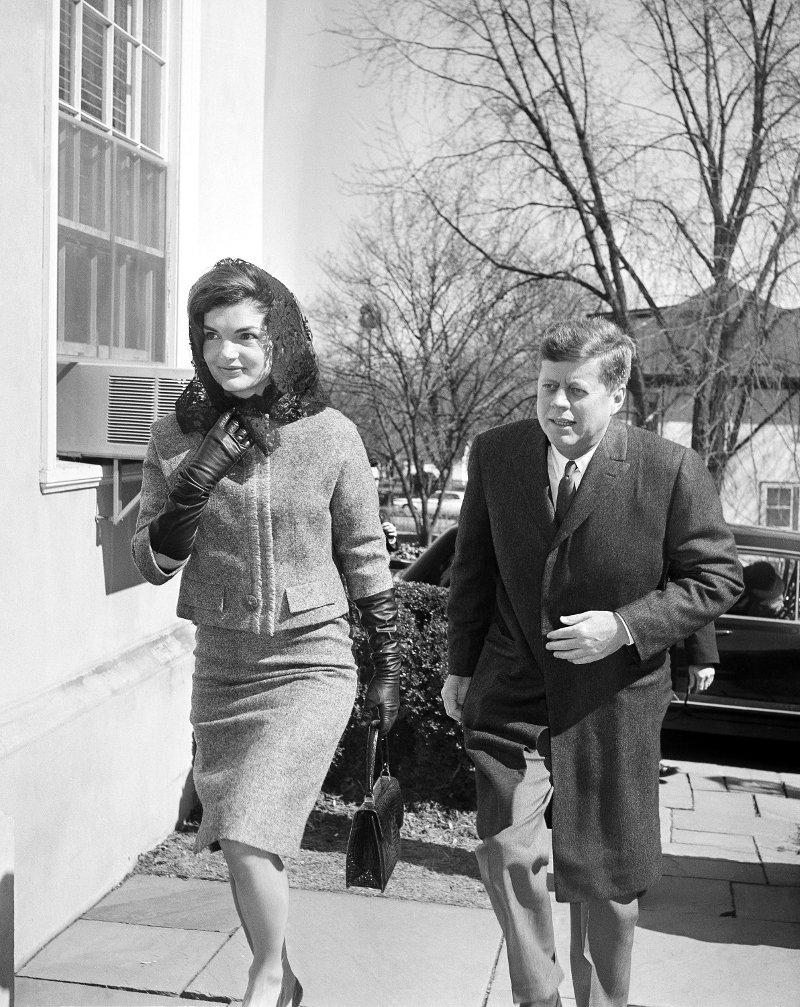 «Τζάκι Κένεντι, ψυχρή και υπολογίστρια» -Μια νέα βιογραφία αποκαλύπτει [εικόνες & βίντεο] | iefimerida.gr 4