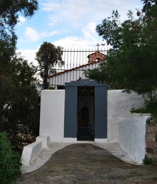 Οι 27 καταπληκτικές αυλές της Πλάκας που ανοίγουν για το κοινό -Σε σπίτια, μουσεία, εκκλησίες, σκέτες ζωγραφιές [εικόνες] | iefimerida.gr 6