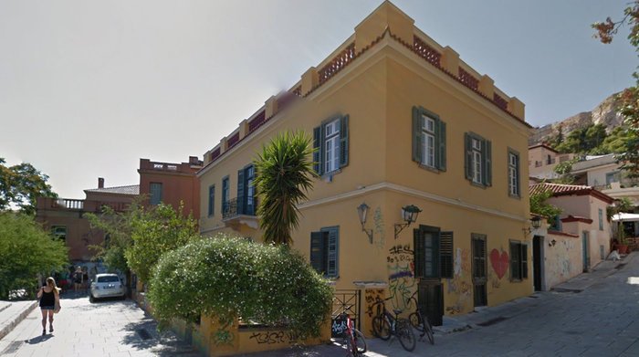 Οι 27 καταπληκτικές αυλές της Πλάκας που ανοίγουν για το κοινό -Σε σπίτια, μουσεία, εκκλησίες, σκέτες ζωγραφιές [εικόνες] | iefimerida.gr 4