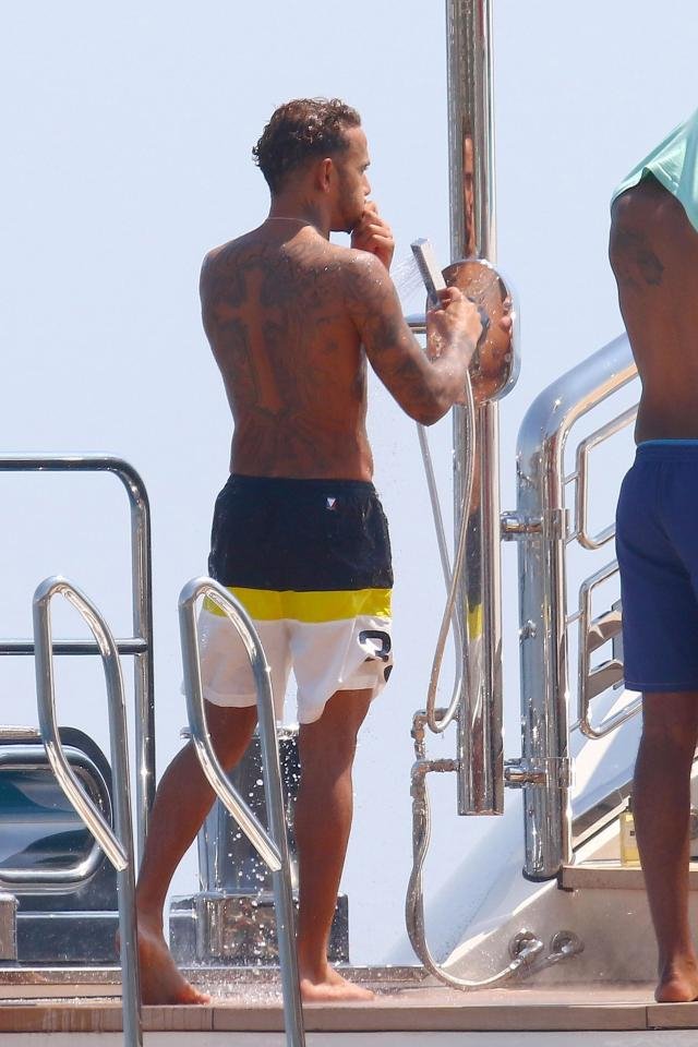 Formula 1: Ο Χάμιλτον σε υπερπολυτελές γιοτ απολαμβάνει την παρέα της Μπέλα Χαντίντ [εικόνες] | iefimerida.gr 1