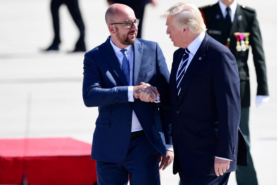 Πώς είδαν οι Βέλγοι τον Τραμπ -Τους είχε αποκαλέσει «ποντικότρυπα» [εικόνες] | iefimerida.gr 3