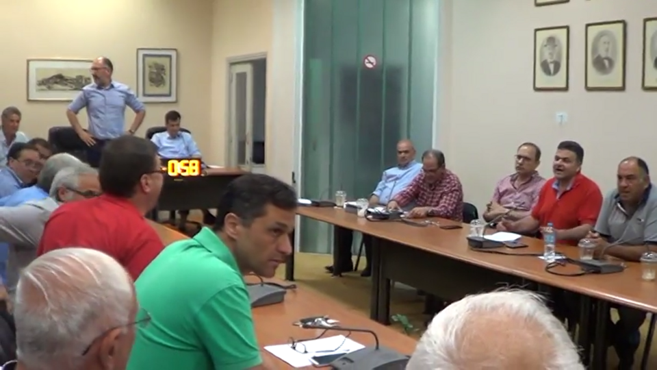 Στο πόδι η Χίος με τον Μουζάλα για την κατασκευή προσφυγικού κέντρου στα Μαστιχοχώρια [εικόνες] | iefimerida.gr 3