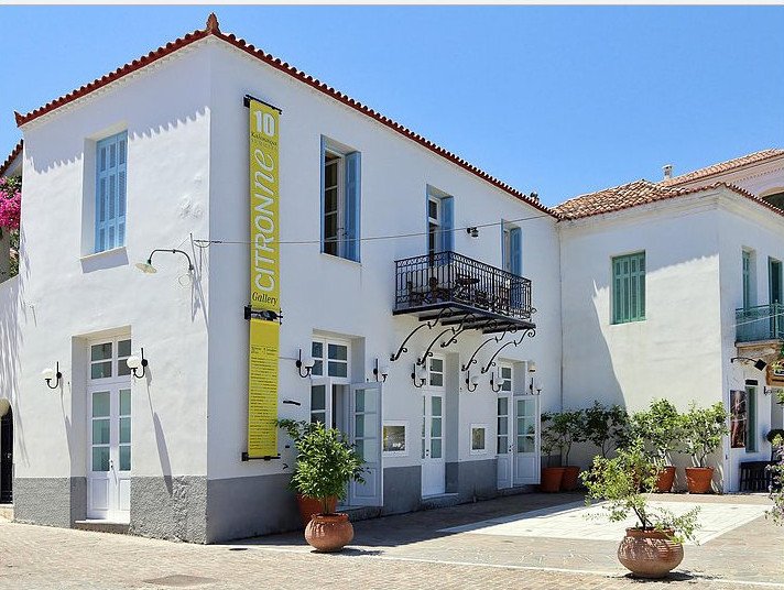 Οι εμβληματικές ακροβατικές φιγούρες του Γιώργου Λάππα στη γκαλερί Citronne στον Πόρο [εικόνες]  | iefimerida.gr 6