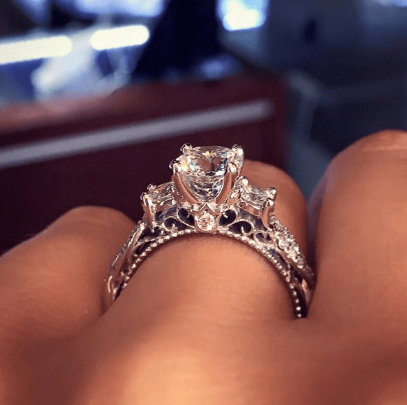 Αυτό είναι το πιο δημοφιλές δαχτυλίδι στο Pinterest [εικόνες] | iefimerida.gr 1