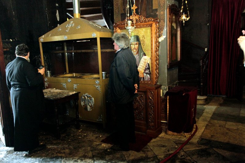 Πυρκαγιά ξέσπασε στον ιστορικό ναό του Αγίου Δημητρίου στου Ψυρρή [εικόνες] | iefimerida.gr 5