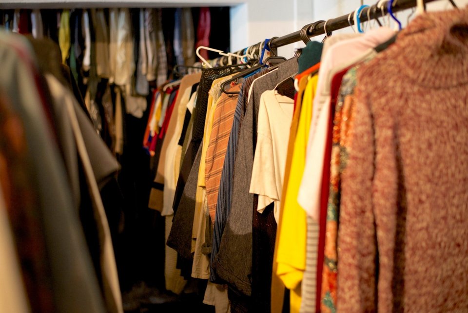 Κοστούμια, προγράμματα, μακέτες, σκηνικά από ιστορικές παραστάσεις του Κουν σε μία έκθεση [εικόνες]  | iefimerida.gr 1