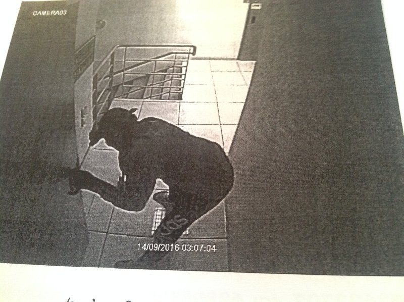 Ενα κινητό πρόδωσε τους ληστές των χρηματοκιβωτίων: Νταβάι, νταβάι, έρχεται η ΟΠΚΕ [εικόνες] | iefimerida.gr 5