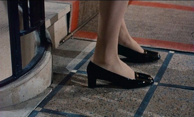 Πώς μια ταινία με την Κατρίν Ντενέβ έχτισε τον μύθο της Παριζιάνας [εικόνες] | iefimerida.gr 13