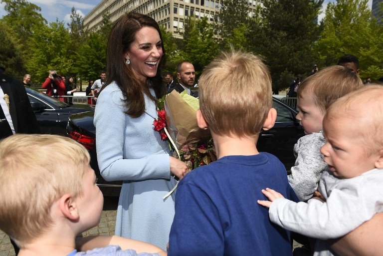 Η Κέιτ Μίντλετον έκλεψε το λουκ της Μελάνια Τραμπ [εικόνες] | iefimerida.gr 7
