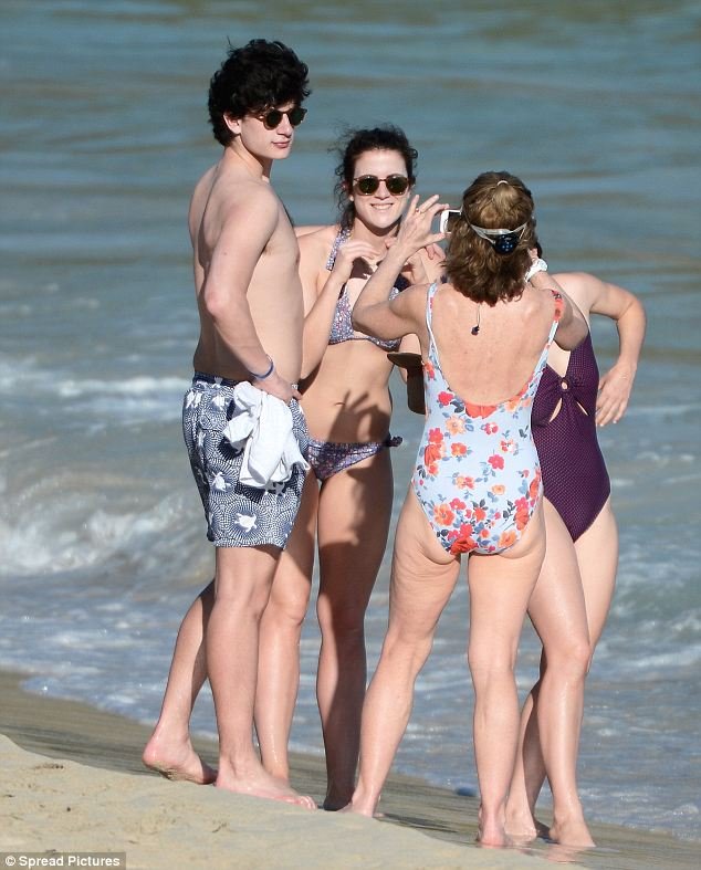 Ο όμορφος εγγονός των Κένεντι που θέλει να αναστηλώσει τη δυναστεία [εικόνες] | iefimerida.gr 10