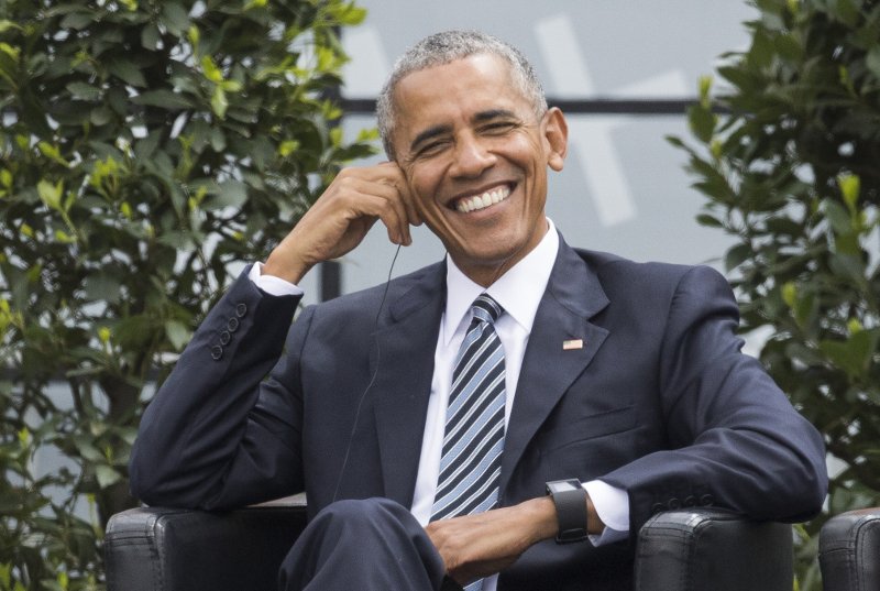 Αποθέωσαν τον Ομπάμα στο Βερολίνο -Συναντήθηκε με τη Μέρκελ, μίλησε δημοσίως [εικόνες & βίντεο] | iefimerida.gr 4