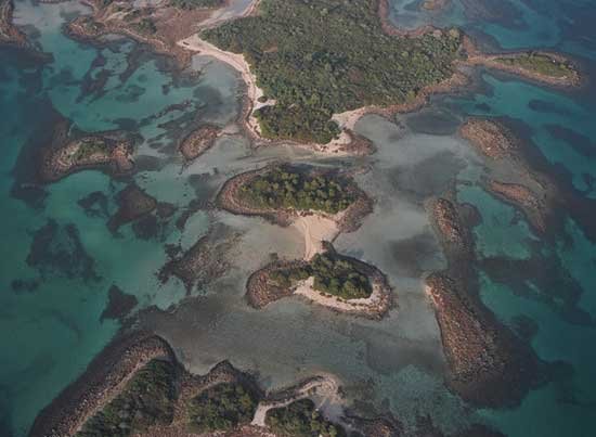 Αυτά τα νησιά, 1,5 ώρα από την Αθήνα, είναι οι Σεϋχέλλες της Ελλάδας [εικόνες] | iefimerida.gr 1