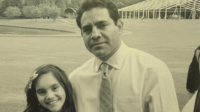 Ελληνίδα μετανάστρια ψήφισε Τραμπ και απέλασαν τον άντρα της από τη χώρα [εικόνες] | iefimerida.gr 2