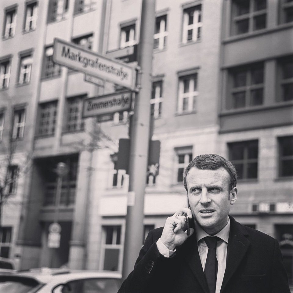 Η όμορφη φωτογράφος του Εμανουέλ Μακρόν -Την συγκρίνουν με τον Pete Souza του Ομπάμα [εικόνες] | iefimerida.gr 10