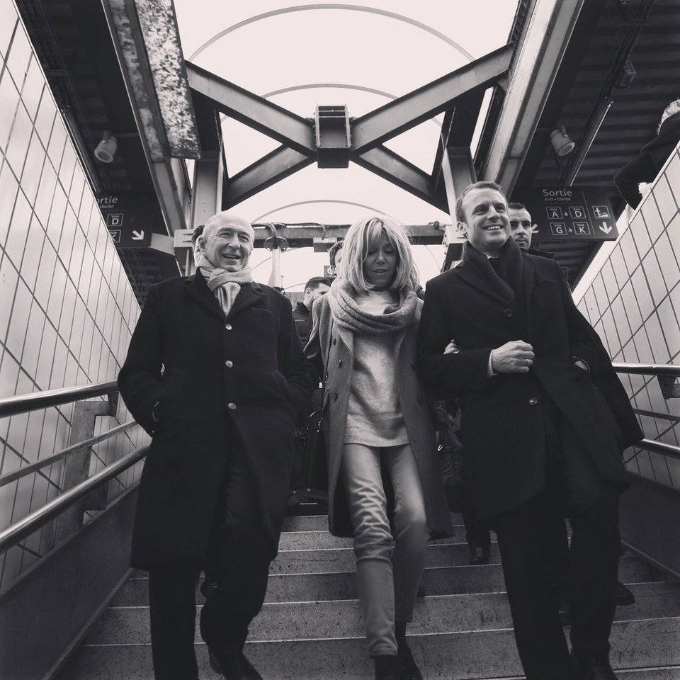 Η όμορφη φωτογράφος του Εμανουέλ Μακρόν -Την συγκρίνουν με τον Pete Souza του Ομπάμα [εικόνες] | iefimerida.gr 12