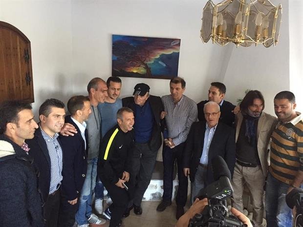 Ετσι είναι σήμερα ο 77χρονος Ευγένιος Γκέραρντ -Zει στην αγαπημένη του Κρήτη [εικόνες & βίντεο] | iefimerida.gr 1