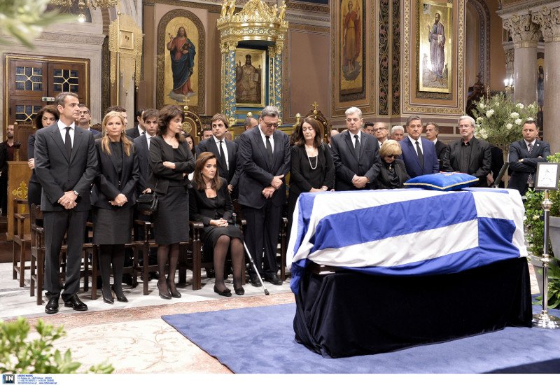 Το τελευταίο αντίο στον Κωνσταντίνο Μητσοτάκη [εικόνες] | iefimerida.gr 10