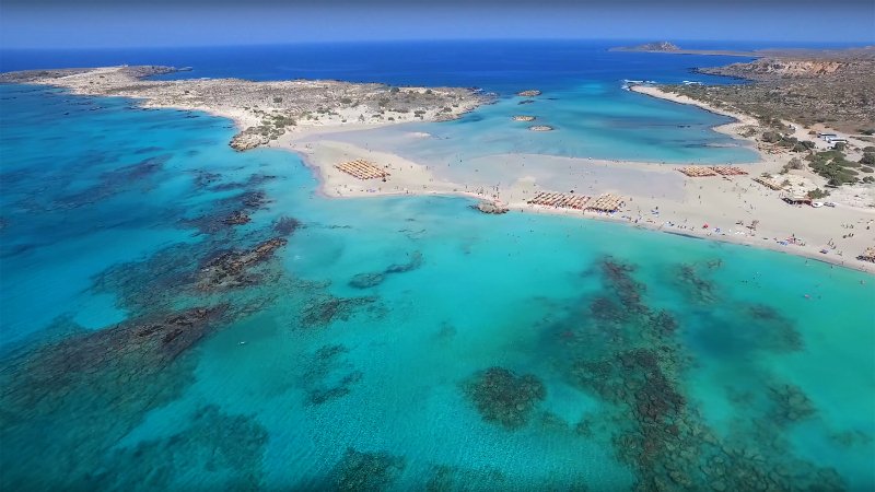 Το Paris Match προτρέπει τους Γάλλους: Πηγαίνετε σε αυτές τις 10 ελληνικές παραλίες, είναι τοπ [εικόνες] | iefimerida.gr 0