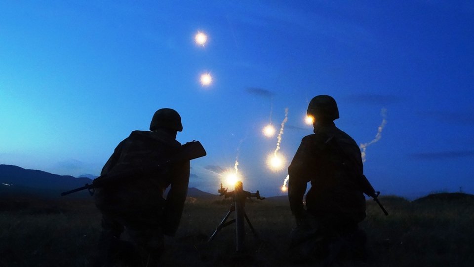 Η ταξιαρχία «Πόντος» κάνει το δύσκολο να φαίνεται απλό: Πετάει, χτυπάει, καταλαμβάνει  [εικόνες] | iefimerida.gr 5