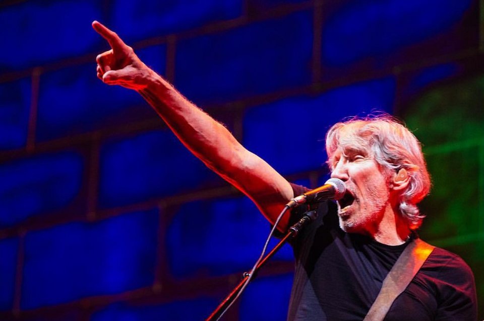 Ο Ρότζερ Γουότερς κυκλοφορεί cd μετά από 25 χρόνια -Μανιφέστο για Τραμπ και πρόσφυγες [βίντεο]  | iefimerida.gr 0