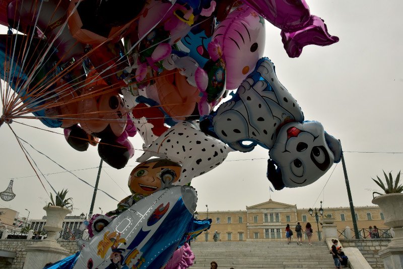Αφόρητη ζέστη στο κέντρο της Αθήνας, οάσεις δροσιάς τα συντριβάνια! [εικόνες] | iefimerida.gr 10