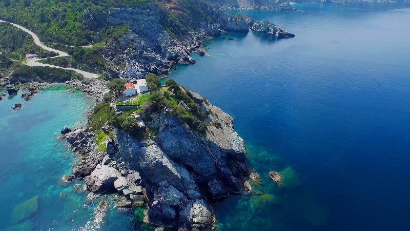 Η Telegraph βρήκε το ελληνικό νησί που έμεινε ανέγγιχτο από τον τουρισμό [εικόνες] | iefimerida.gr 2