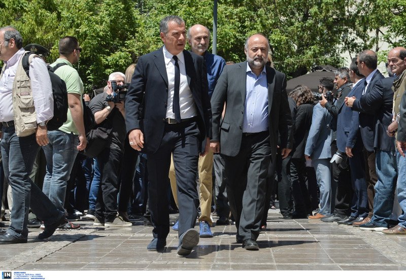 Το τελευταίο αντίο στον Κωνσταντίνο Μητσοτάκη [εικόνες] | iefimerida.gr 19