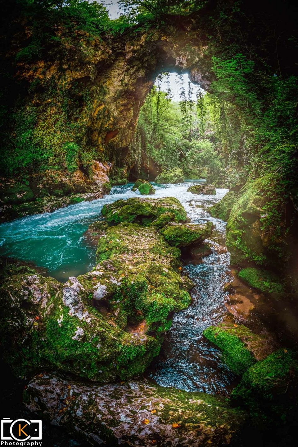 Θεογέφυρο, τοπίο ονειροχώρας -Γιατί αυτό το γεφύρι θεωρείται το πιο ξεχωριστό στην Ελλάδα [εικόνες & βίντεο] | iefimerida.gr 0
