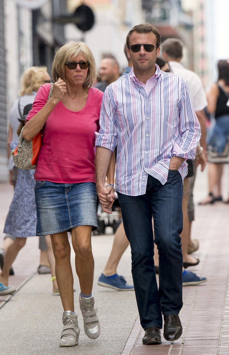 Η βίλα του Εμανουέλ Μακρόν στην όμορφη παραλία Τουκέ προσελκύει χιλιάδες τουρίστες [εικόνες] | iefimerida.gr 10