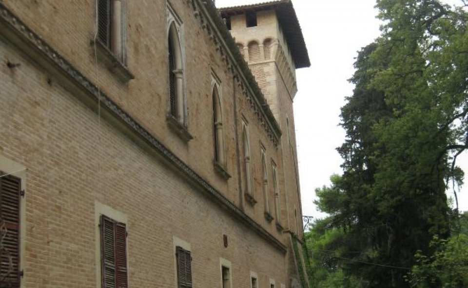 Castello Bibelli:  Η μπαρόκ βίλα της Κέρκυρας που βγαίνει στο σφυρί -Φιλοξενούσε αυτοκράτορες, γίνονταν μυθικά γλέντια [εικόνες] | iefimerida.gr 3