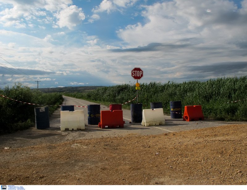 Γκρεμίζουν ένα ολόκληρο χωριό μετά την κατολίσθηση στο Αμύνταιο -Καρέ καρέ η εκκένωση [εικόνες] | iefimerida.gr 8