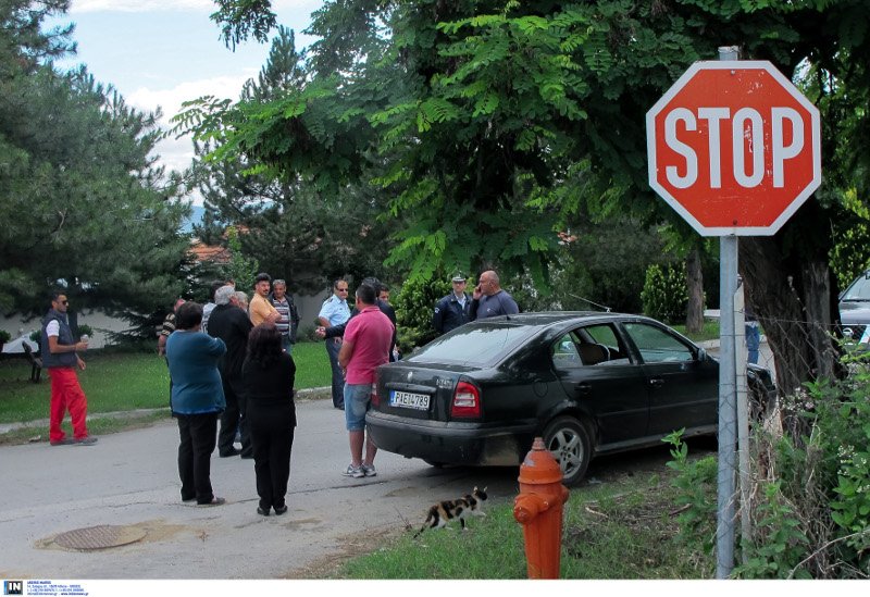 Γκρεμίζουν ένα ολόκληρο χωριό μετά την κατολίσθηση στο Αμύνταιο -Καρέ καρέ η εκκένωση [εικόνες] | iefimerida.gr 2