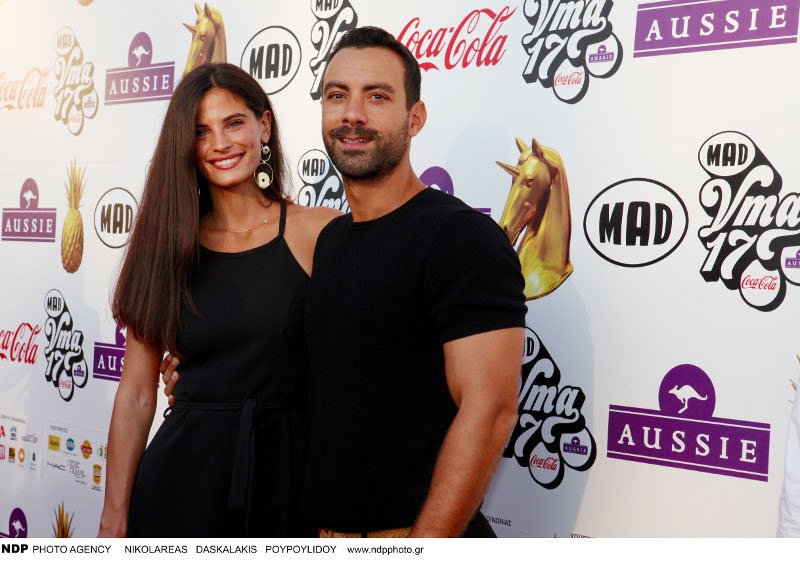 MAD VMA 2017: Οσα είπαν Τανιμανίδης και Μπόμπα για το γάμο τους και η εμφάνιση on stage [εικόνες & βίντεο] | iefimerida.gr 2