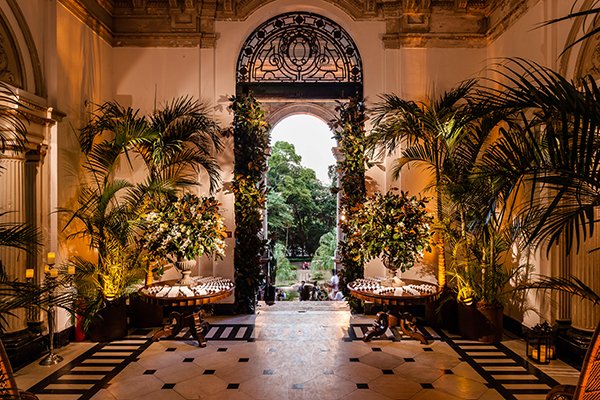 Απέραντη χλιδή: Ο επικός γάμος του εφοπλιστή Βασίλη Μαυρολέοντα με τη makeup artist Εϊμι Τέρι στο Ρίο [εικόνες & βίντεο] | iefimerida.gr 8