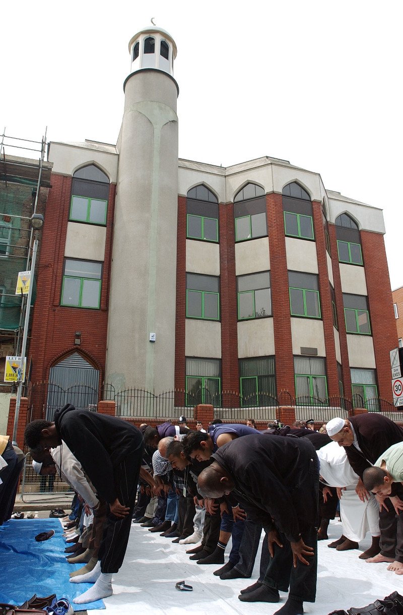 Φίνσμπουρι Παρκ: Το άλλοτε προπύργιο του ισλαμικού «Λοντονιστάν» [εικόνες] | iefimerida.gr 1