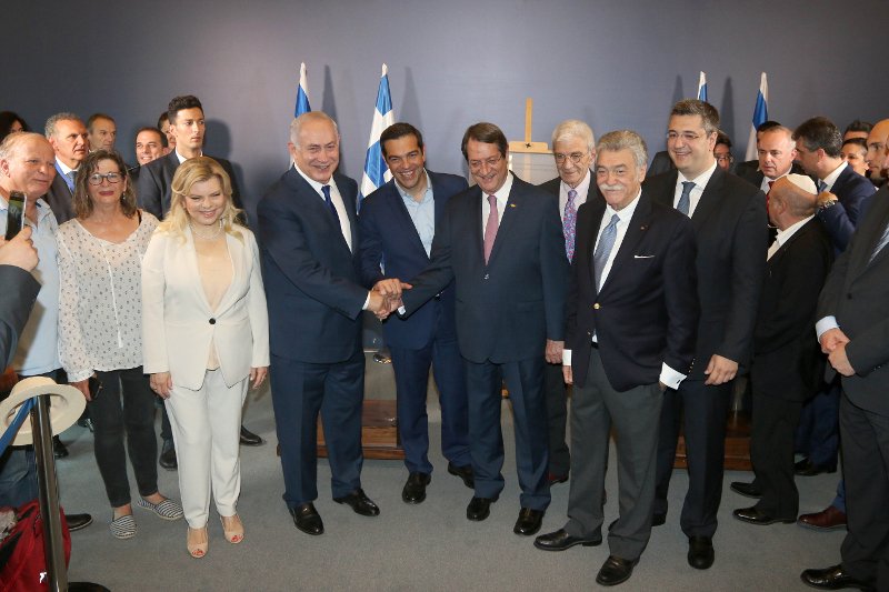 Μουσείο Ολοκαυτώματος στη Θεσσαλονίκη: Τσίπρας, Νετανιάχου έκαναν τα αποκαλυπτήρια της αναμνηστικής πλακέτας | iefimerida.gr 2