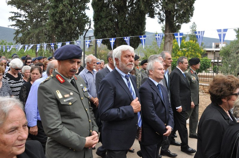 Συγκινητικές στιγμές στην Ερμιονίδα: Κηδεύτηκε ήρωας της Κύπρου, 43 χρόνια μετά [εικόνες] | iefimerida.gr 3