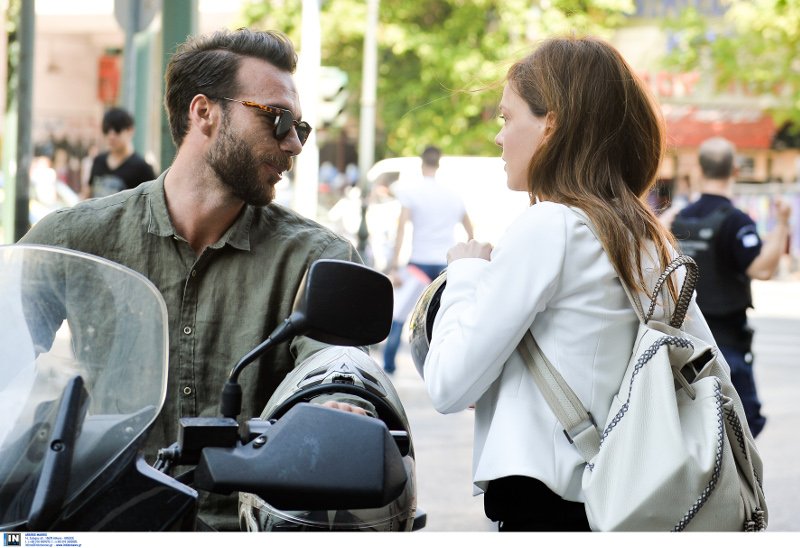 Ο συνοδός της Αχτσιόγλου με τη μηχανή που αναστάτωσε το ίντερνετ [εικόνες] | iefimerida.gr 4