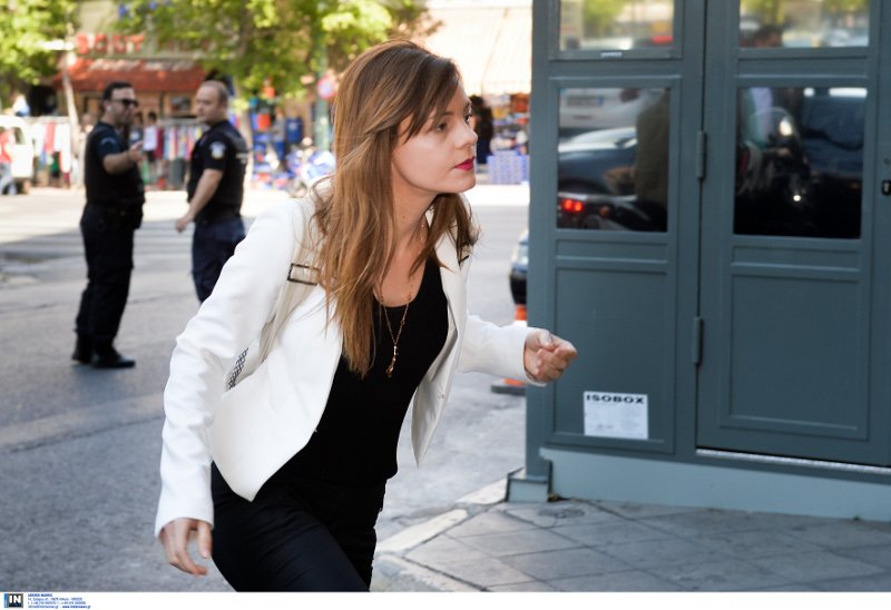 Ο συνοδός της Αχτσιόγλου με τη μηχανή που αναστάτωσε το ίντερνετ [εικόνες] | iefimerida.gr 7