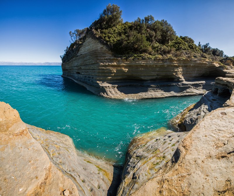 Canal d' amour: Η πιο ιδιαίτερη παραλία της Κέρκυρας -Είναι... σκαλιστή και κουβαλά μύθο για τους ερωτευμένους [εικόνες] | iefimerida.gr 8