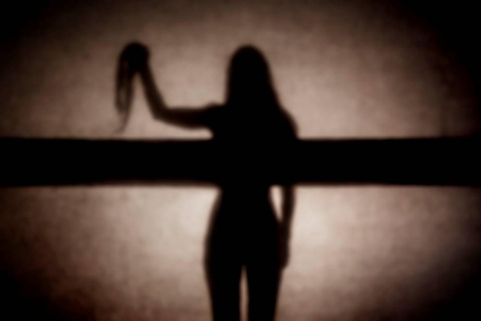 Η νέα προκλητική παράσταση του Ρομέο Καστελούτσι στο Φεστιβάλ Αθηνών [εικόνες & βίντεο] | iefimerida.gr 3