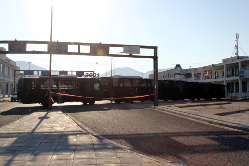 Εκκενώθηκε το Ελληνικό από τους πρόσφυγες -Aντιδράσεις από αλληλέγγυους [εικόνες] | iefimerida.gr 2