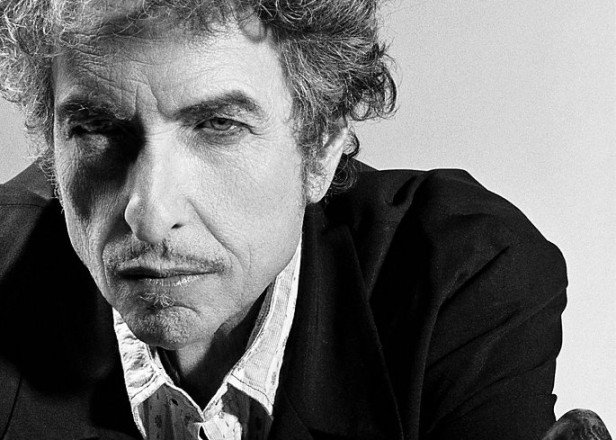 Ακούστε την ομιλία του Μπομπ Ντίλαν για το Νόμπελ, με Ομηρο, τύπου πιάνο μπαρ [βίντεο] | iefimerida.gr 2