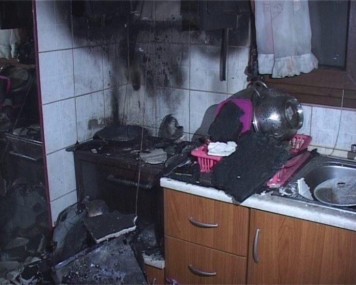 Τραγωδία στη Λάρισα: Νεκρή 24χρονη από φωτιά σε διαμέρισμα [εικόνες & βίντεο] | iefimerida.gr 2