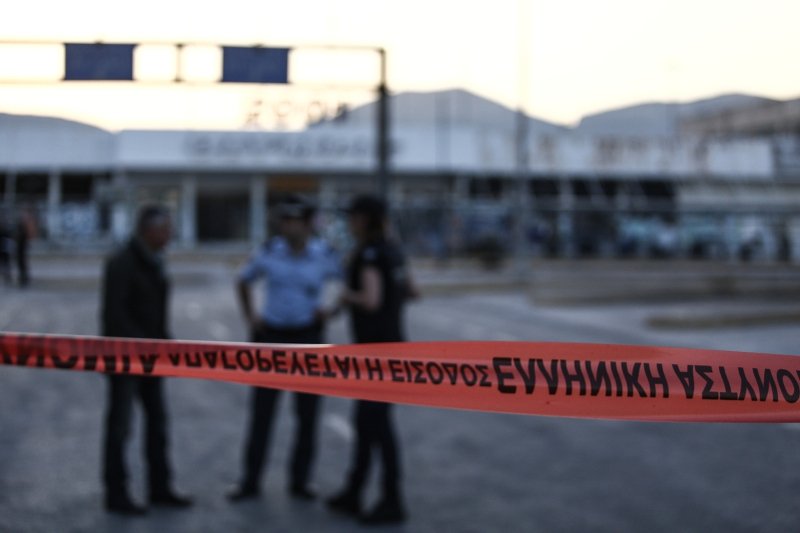 Εκκενώθηκε το Ελληνικό από τους πρόσφυγες -Aντιδράσεις από αλληλέγγυους [εικόνες] | iefimerida.gr 1